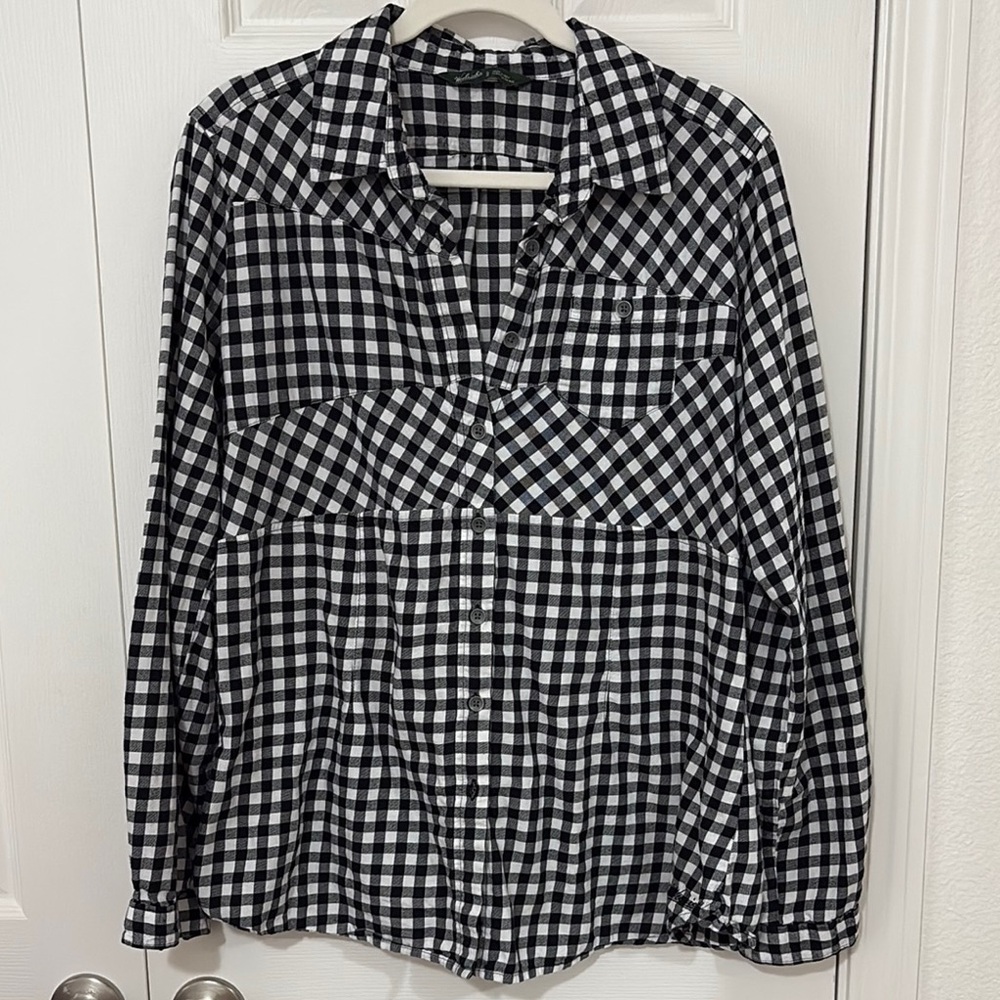 Woolrich Black and White Plaid Button-Down Shirt